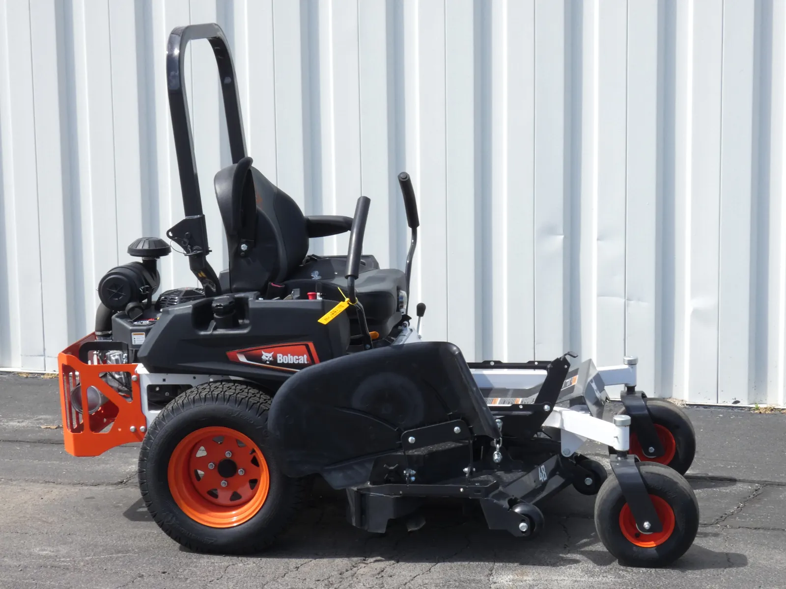 Photos of 2025 BOBCAT ZT3548SD for sale in Trenton, MO at Pettijohn Offroad
