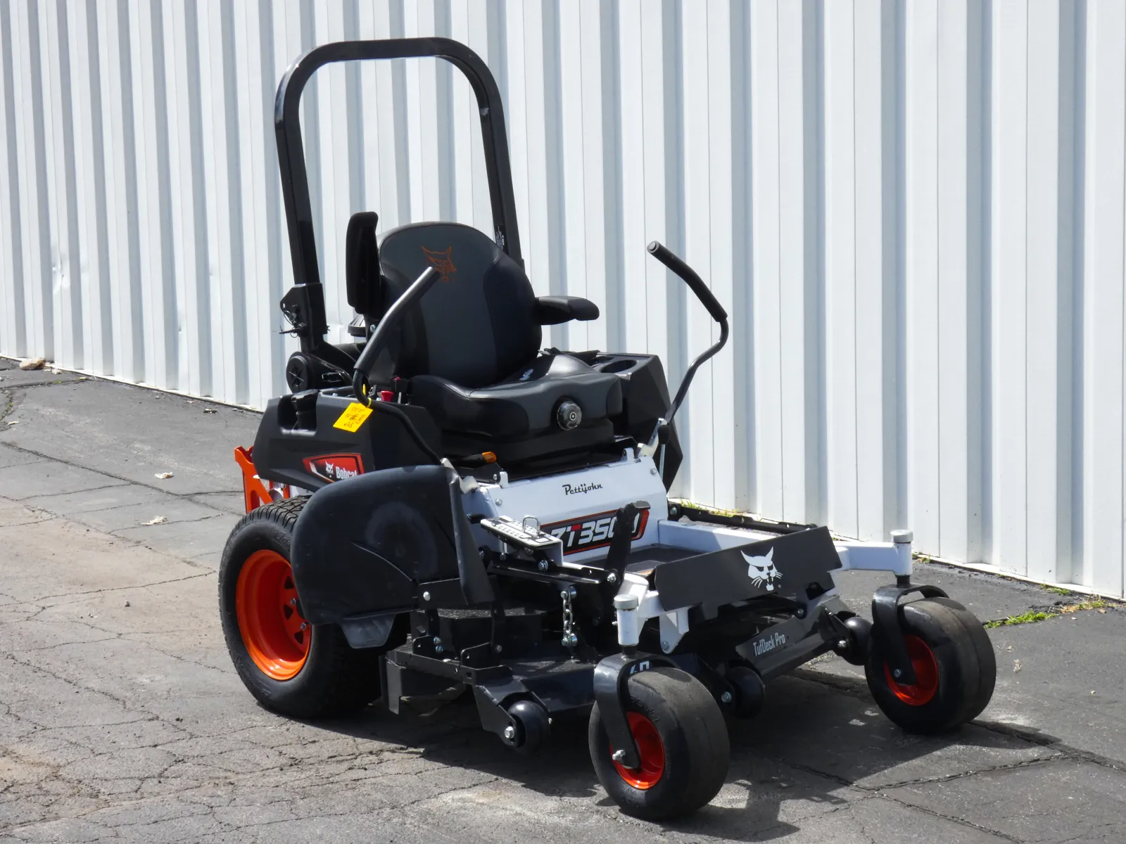 2025 Bobcat ZT3548SD