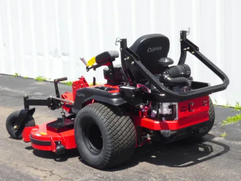 More photos of 2024 COUNTRY CLIPPER BOSS 3572 KAJ at Pettijohn Offroad, MO