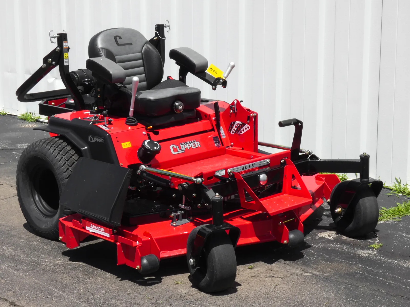 Red 2024 COUNTRY CLIPPER BOSS 3572 KAJ for sale in Trenton, MO