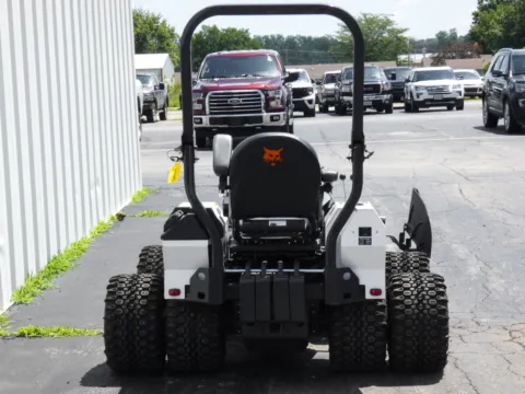 More photos of 2024 BOBCAT AT450 at Pettijohn Offroad, MO