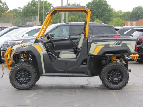 More photos of 2024 ARCTIC CAT PROWLER PRO LTD at Pettijohn Offroad, MO
