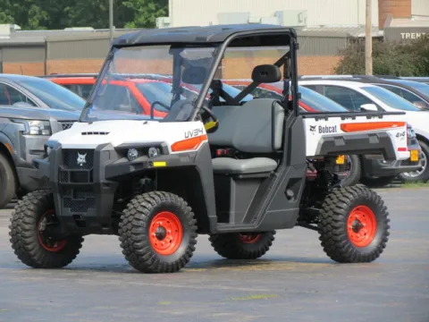 Another view of 2024 BOBCAT UV34 for sale in Trenton, MO at Pettijohn Offroad