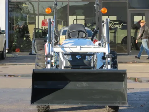 Photos of 2023 BOBCAT CT2035 MST for sale in Trenton, MO at Pettijohn Offroad