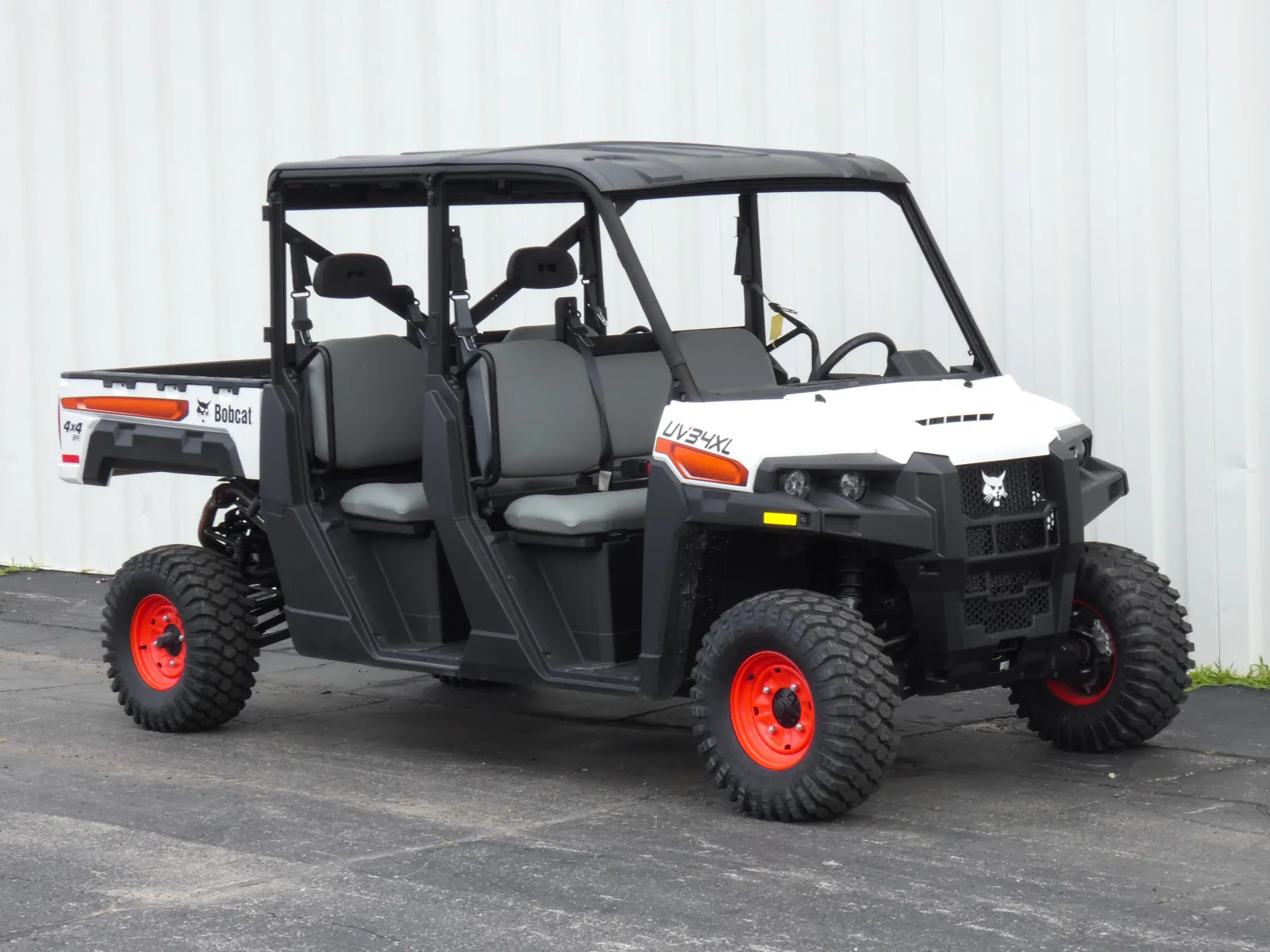 White 2025 BOBCAT UV34XL for sale in Trenton, MO