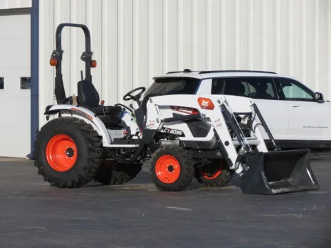 White 2024 BOBCAT CT2035 HST for sale in Trenton, MO