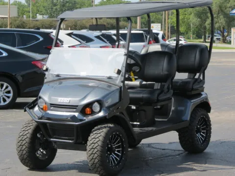 Another view of 2022 EZGO LIBERTY ELITE for sale in Trenton, MO at Pettijohn Offroad