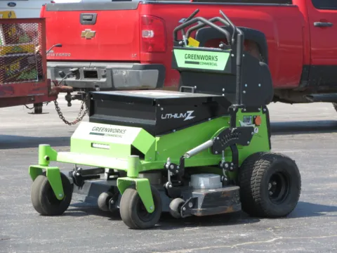 Another view of 2018 GREENWORKS COMMERCIAL GZM48S for sale in Trenton, MO at Pettijohn Offroad