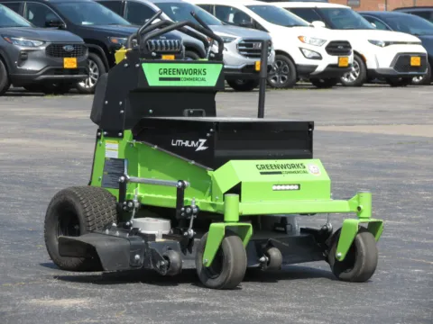 Green 2018 GREENWORKS COMMERCIAL GZM48S for sale in Trenton, MO