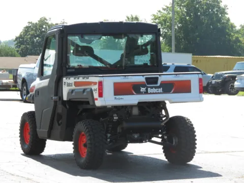 More photos of 2025 BOBCAT UV34 at Pettijohn Offroad, MO