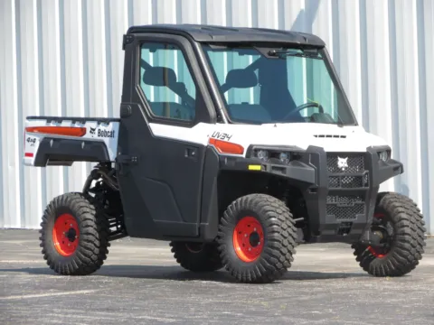 White 2025 BOBCAT UV34 for sale in Trenton, MO