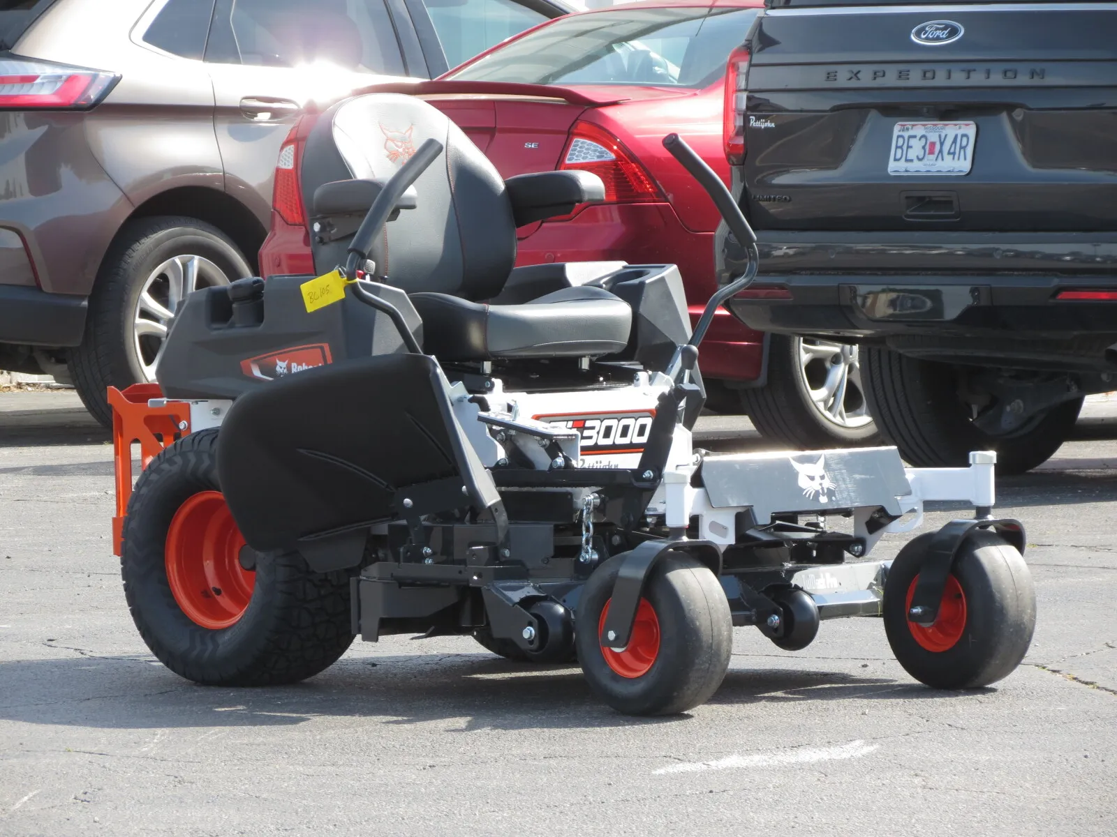 2025 Bobcat ZT3048