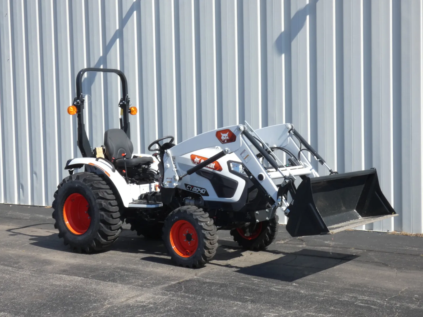 White 2025 BOBCAT CT2040 for sale in Trenton, MO