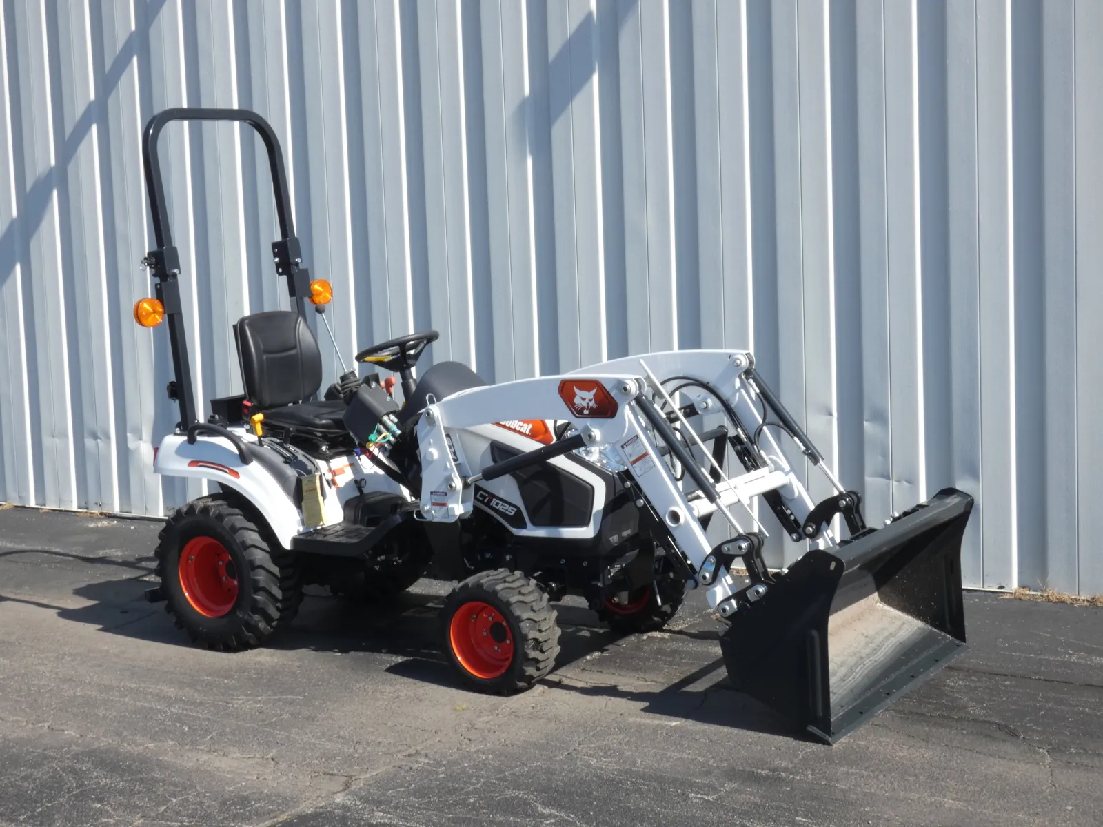 White 2025 BOBCAT CT1025 for sale in Trenton, MO