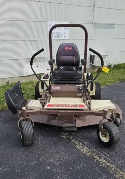 Photos of 2024 GRASSHOPPER 127V 61 for sale in Trenton, MO at Pettijohn Offroad