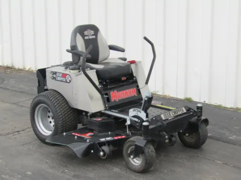 Silver 2018 DIXIE CHOP MAGNUM for sale in Trenton, MO