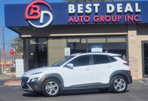 White 2023 Hyundai Kona SEL Sport Utility 4D for sale in El Paso, TX