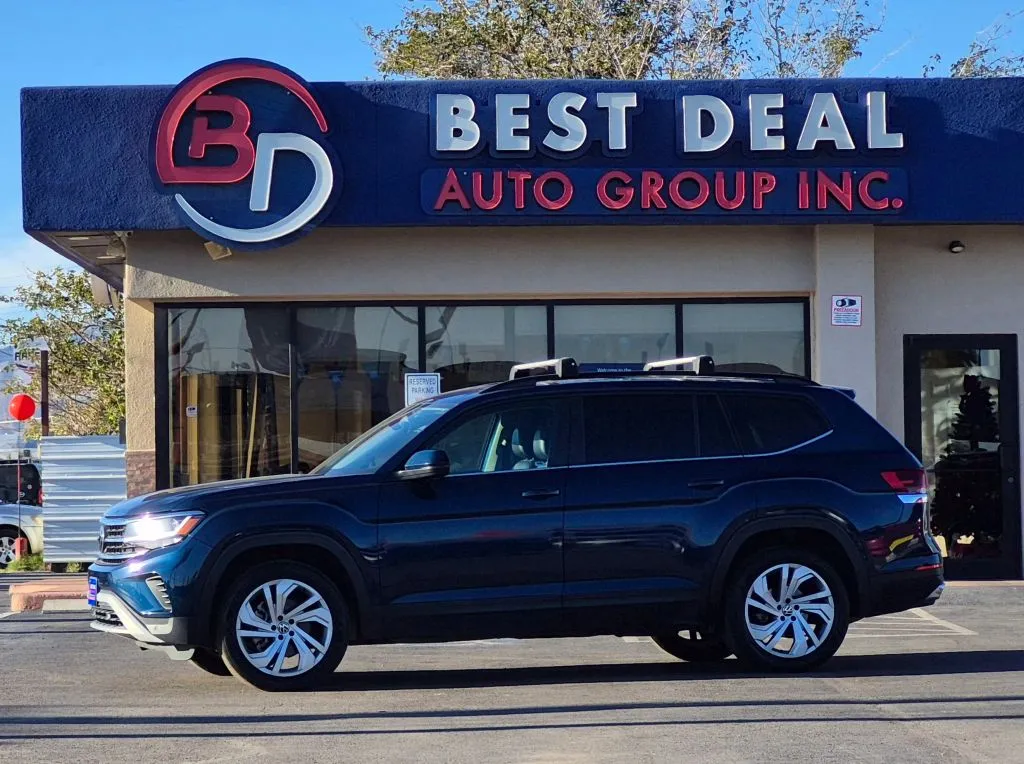 2022 Volkswagen Atlas SE w/Tech Pkg Sport Utility 4D