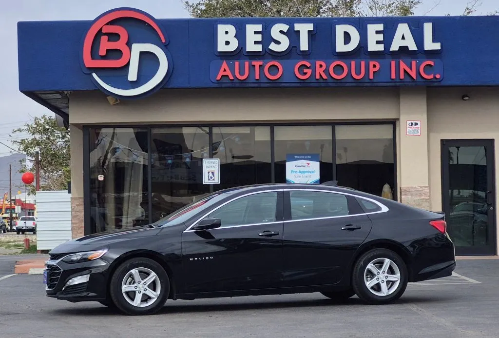 Black 2023 Chevrolet Malibu 1LT Sedan 4D for sale in El Paso, TX