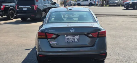 More photos of 2023 Nissan Altima 2.5 SR Sedan 4D at Best Deal Auto Group, TX