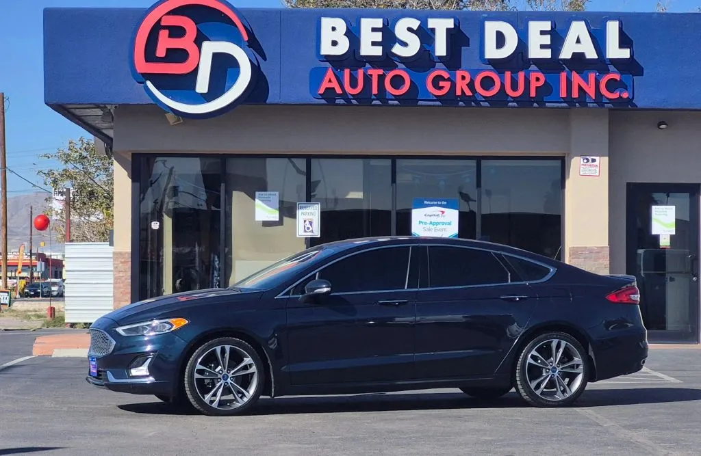 2020 Ford Fusion Titanium's photo