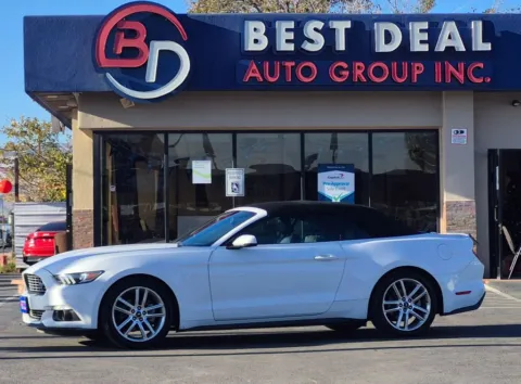 White 2017 Ford Mustang EcoBoost Premium Convertible 2D for sale in El Paso, TX