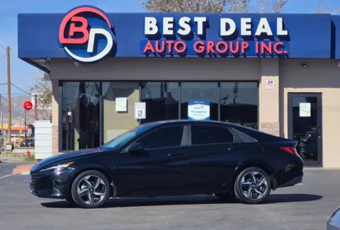 Black 2023 Hyundai Elantra SEL Sedan 4D for sale in El Paso, TX