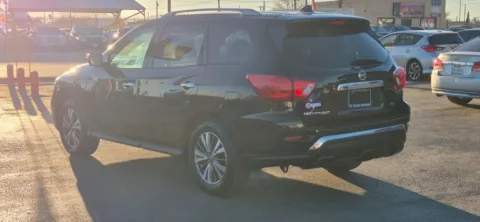 More photos of 2020 Nissan Pathfinder SL Sport Utility 4D at Best Deal Auto Group, TX