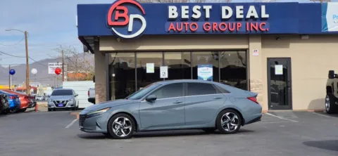 Gray 2023 Hyundai Elantra Hybrid Limited HEV Sedan 4D for sale in El Paso, TX