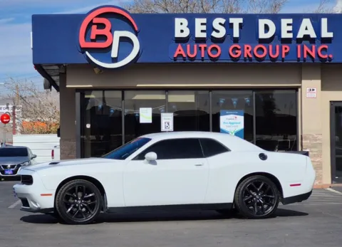 White 2020 Dodge Challenger SXT Coupe 2D for sale in El Paso, TX