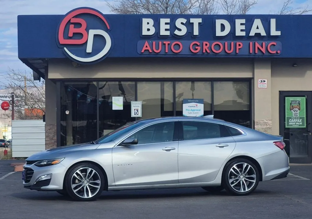 Silver 2022 Chevrolet Malibu LT Sedan 4D for sale in El Paso, TX
