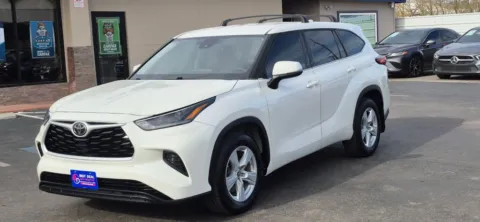 Photos of 2021 Toyota Highlander L Sport Utility 4D for sale in El Paso, TX at Best Deal Auto Group