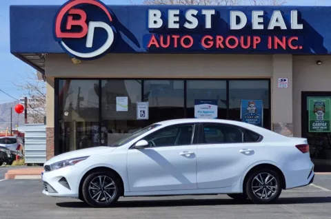 White 2022 Kia Forte LXS Sedan 4D for sale in El Paso, TX