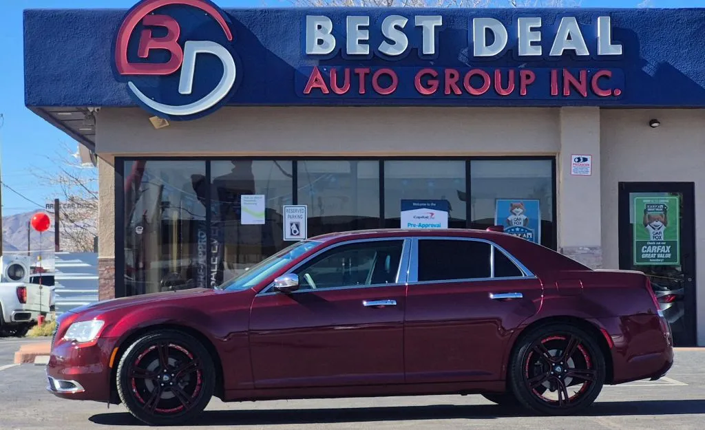 Red 2016 Chrysler 300 Limited Sedan 4D for sale in El Paso, TX