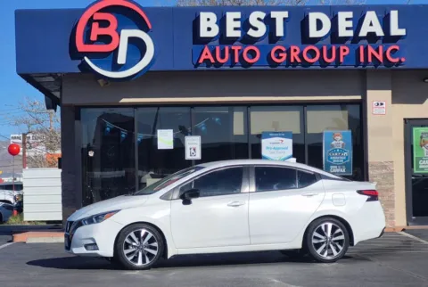 White 2020 Nissan Versa SR Sedan 4D for sale in El Paso, TX