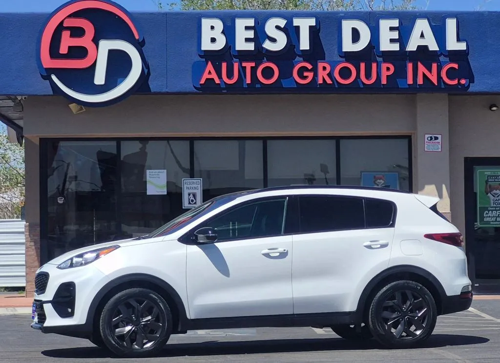 White 2022 Kia Sportage Nightfall Sport Utility 4D for sale in El Paso, TX