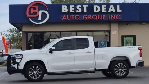 White 2023 Chevrolet Silverado 1500 Double Cab LT Pickup 4D 6 1/2 ft for sale in El Paso, TX