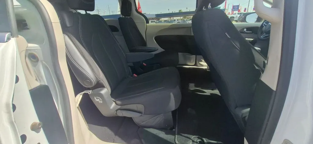 Chrysler Voyager photo 15