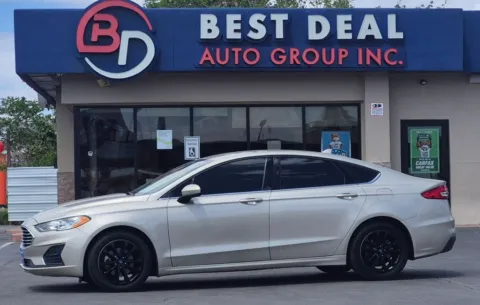 Gold 2019 Ford Fusion SE Sedan 4D for sale in El Paso, TX