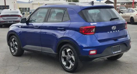 More photos of 2022 Hyundai Venue SEL Sport Utility 4D at Best Deal Auto Group, TX