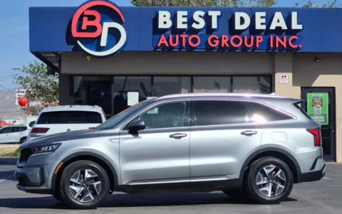 Gray 2022 Kia Sorento Hybrid S Sport Utility 4D for sale in El Paso, TX
