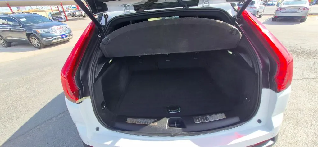 Cadillac XT4 photo 16