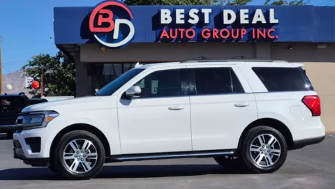 White 2022 Ford Expedition XLT Sport Utility 4D for sale in El Paso, TX