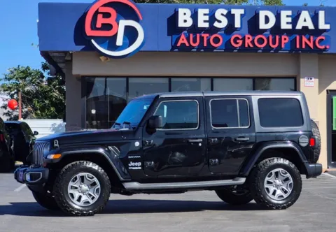 Black 2019 Jeep Wrangler Unlimited Sahara Sport Utility 4D for sale in El Paso, TX