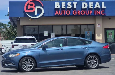 Blue 2018 Ford Fusion SE Sedan 4D for sale in El Paso, TX