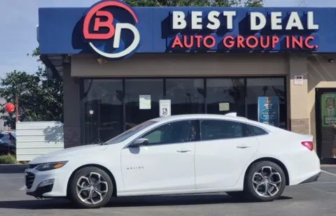 White 2023 Chevrolet Malibu 1LT Sedan 4D for sale in El Paso, TX