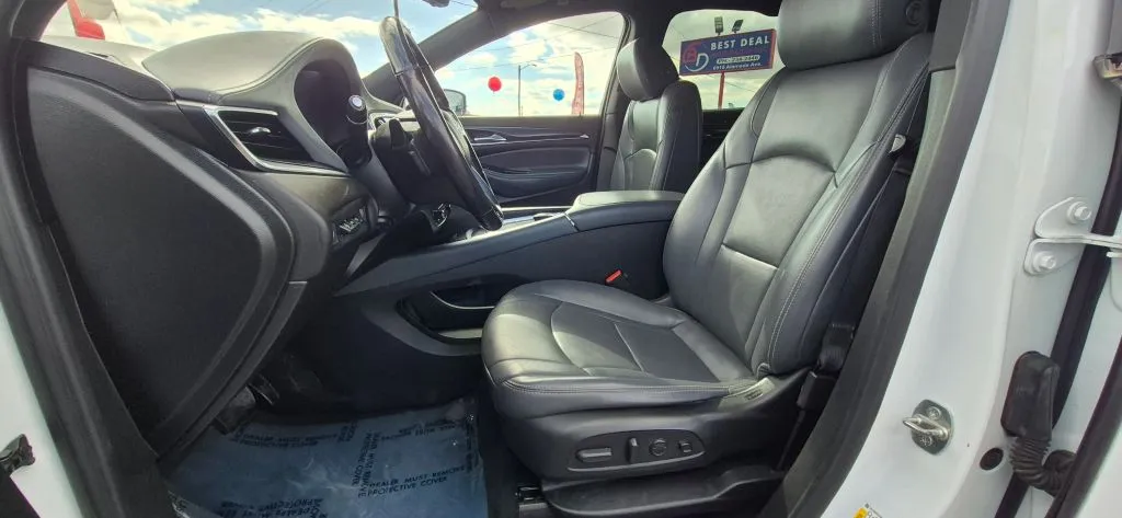 Buick Enclave photo 10