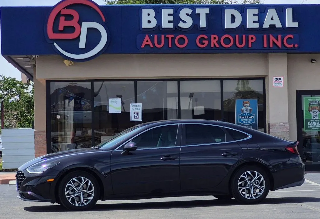 Blue 2023 Hyundai Sonata SEL Sedan 4D for sale in El Paso, TX