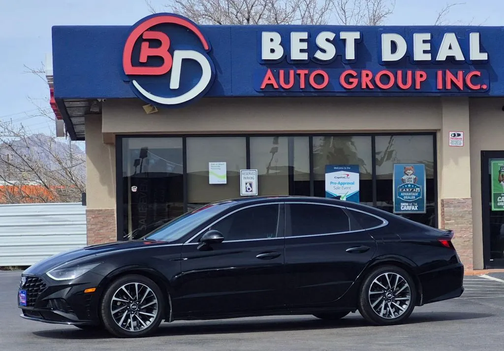 Black 2020 Hyundai Sonata Limited Sedan 4D for sale in El Paso, TX