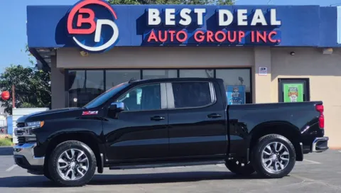 Black 2021 Chevrolet Silverado 1500 Crew Cab LT Pickup 4D 5 3/4 ft for sale in El Paso, TX